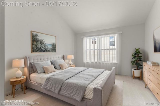 34896 Pennington Drive, Farmington Hills, MI 48335