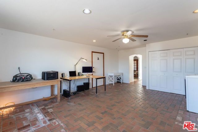 29243 Piani Road, Pearblossom, CA 93553