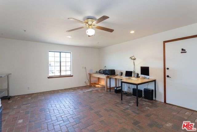 29243 Piani Road, Pearblossom, CA 93553