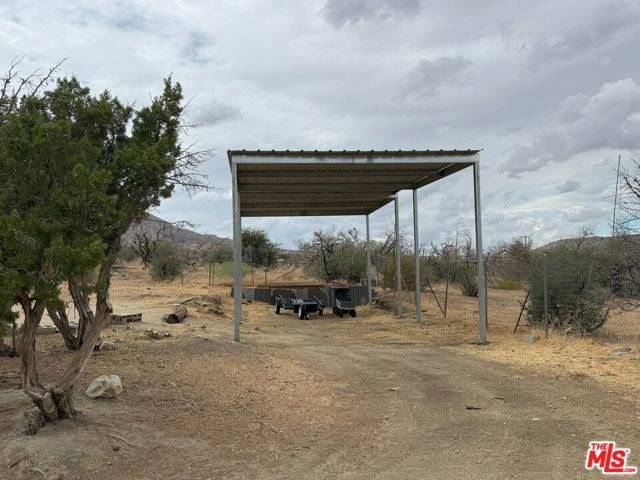 29243 Piani Road, Pearblossom, CA 93553