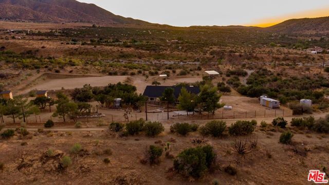 29243 Piani Road, Pearblossom, CA 93553