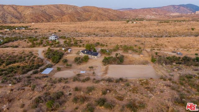 29243 Piani Road, Pearblossom, CA 93553