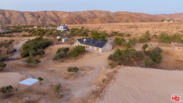 29243 Piani Road, Pearblossom, CA 93553