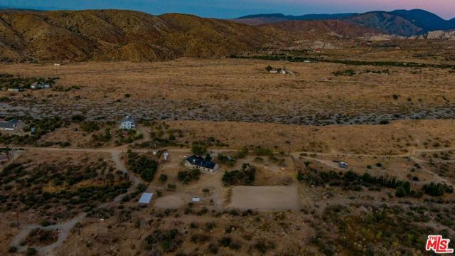 29243 Piani Road, Pearblossom, CA 93553