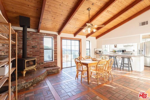 29243 Piani Road, Pearblossom, CA 93553