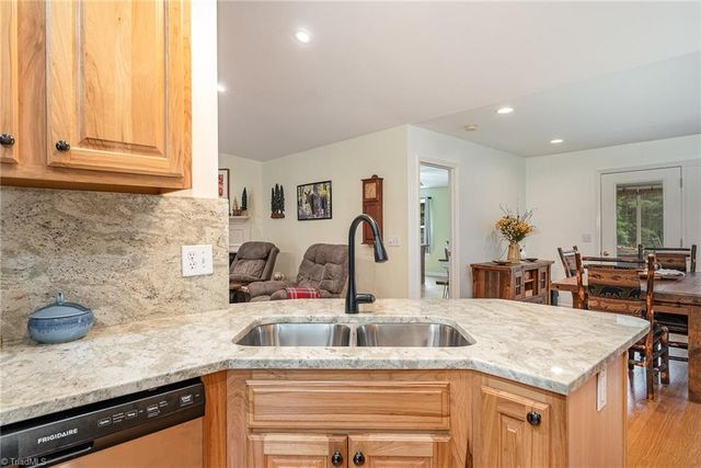 2472 Woods Stream Lane, Asheboro, NC 27205