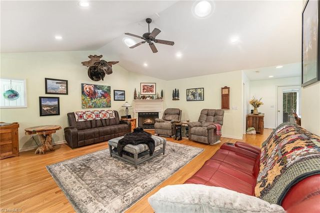 2472 Woods Stream Lane, Asheboro, NC 27205