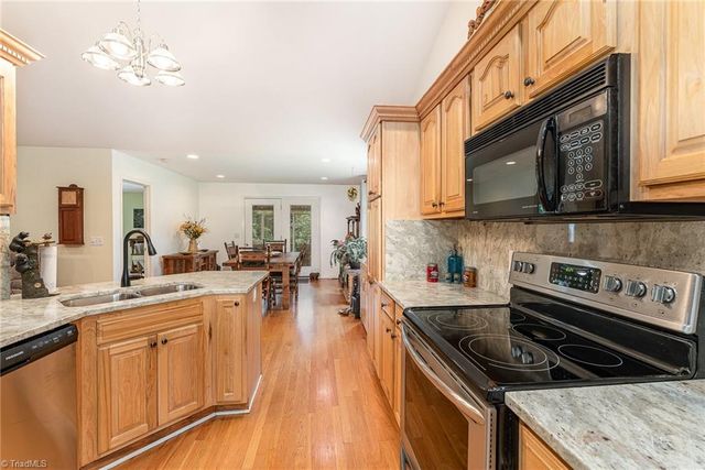 2472 Woods Stream Lane, Asheboro, NC 27205
