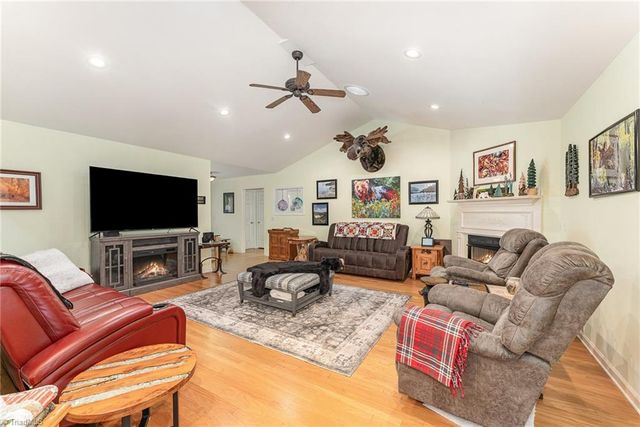 2472 Woods Stream Lane, Asheboro, NC 27205