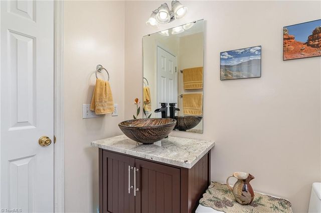 2472 Woods Stream Lane, Asheboro, NC 27205