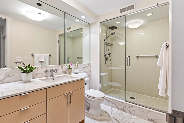 1410 N State Parkway 10B, Chicago, IL 60610