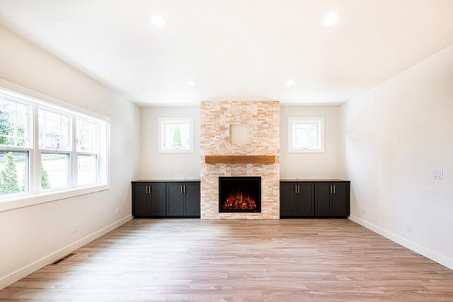 433 Niagara AVENUE, Sheboygan, WI 53081