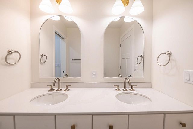 433 Niagara AVENUE, Sheboygan, WI 53081