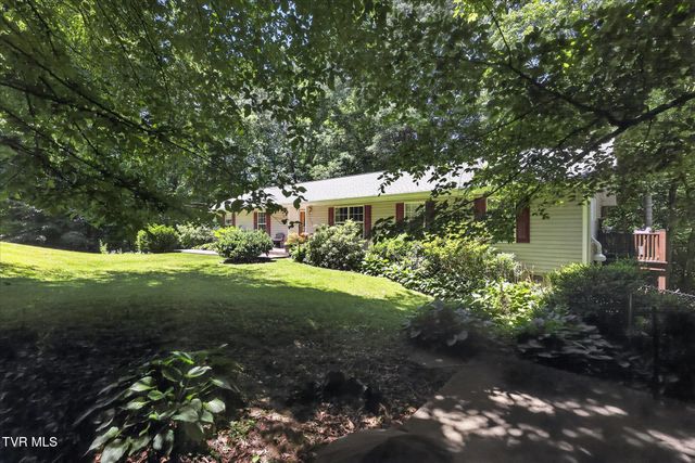 312 Mockingbird Road, Bristol, TN 37620