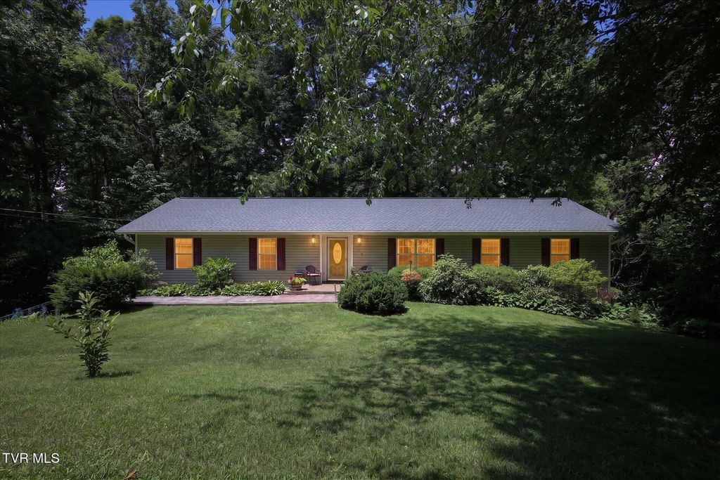 312 Mockingbird Road, Bristol, TN 37620