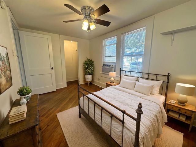 106 W 38th ST A, Austin, TX 78705