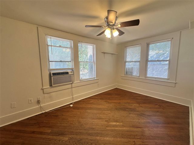106 W 38th ST A, Austin, TX 78705