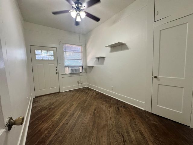 106 W 38th ST A, Austin, TX 78705