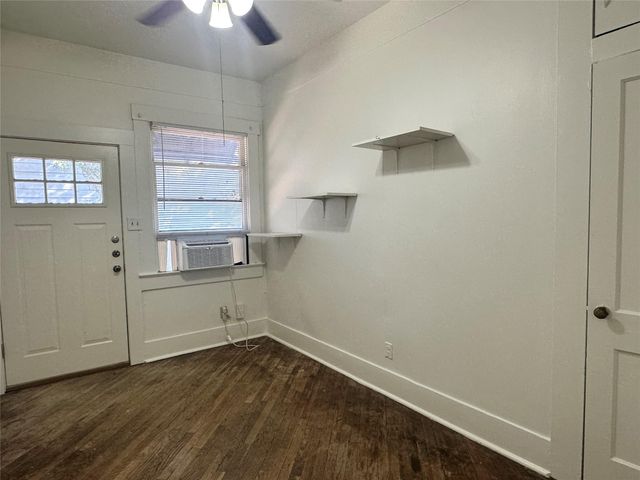 106 W 38th ST A, Austin, TX 78705