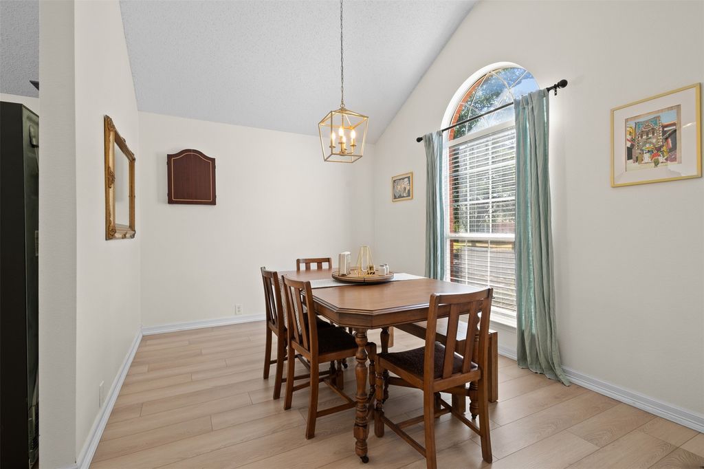 4729 Grant Park Avenue, Fort Worth, TX 76137 — photo 4