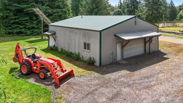 10905 138th Avenue SE, Rainier, WA 98576