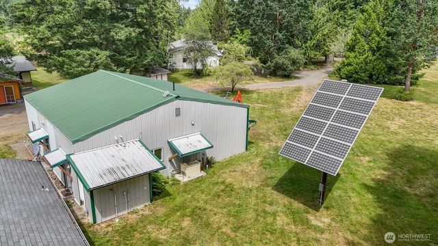 10905 138th Avenue SE, Rainier, WA 98576