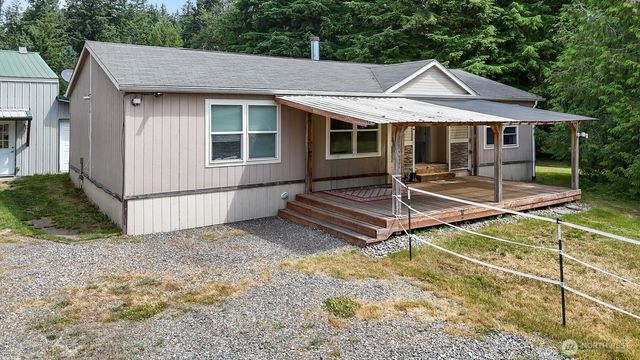 10905 138th Avenue SE, Rainier, WA 98576