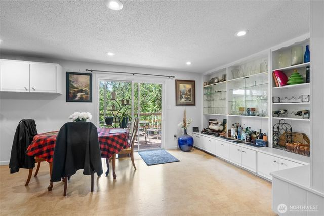 10905 138th Avenue SE, Rainier, WA 98576