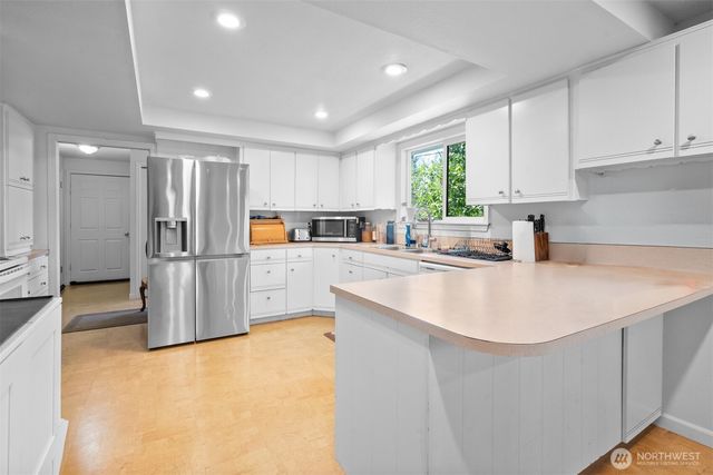 10905 138th Avenue SE, Rainier, WA 98576