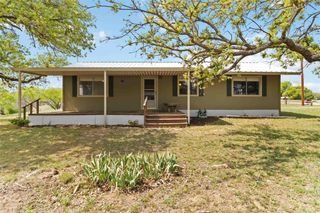 1515 Bee LN, Tow, TX 78672