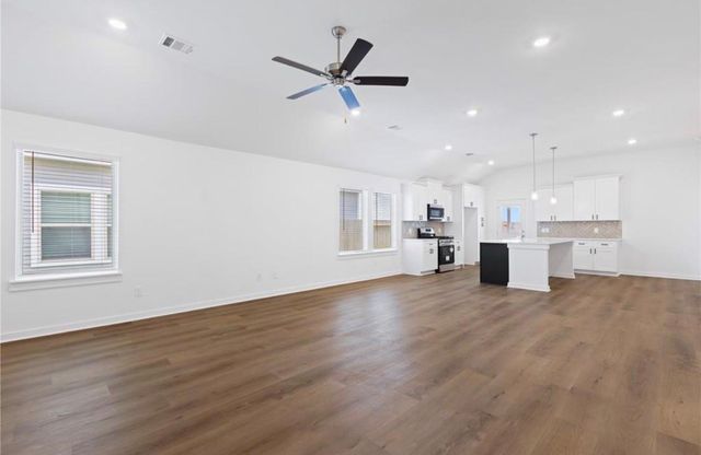 418 Zeus Mountains Drive, Crosby, TX 77532