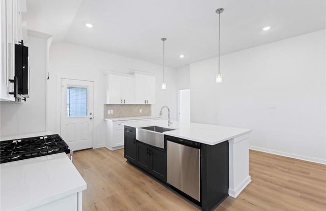 418 Zeus Mountains Drive, Crosby, TX 77532