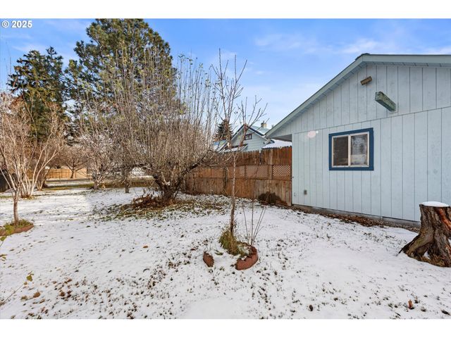 1029 WALNUT St, Baker City, OR 97814