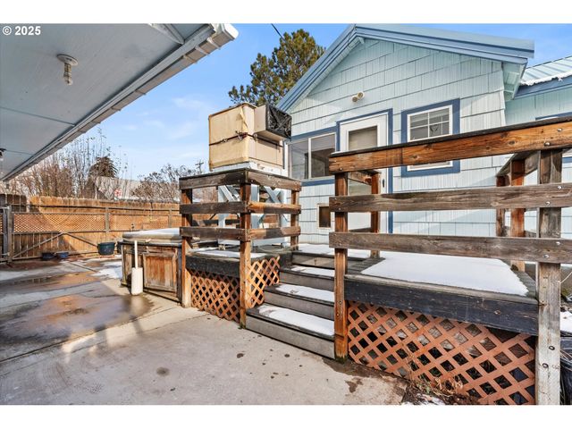 1029 WALNUT St, Baker City, OR 97814