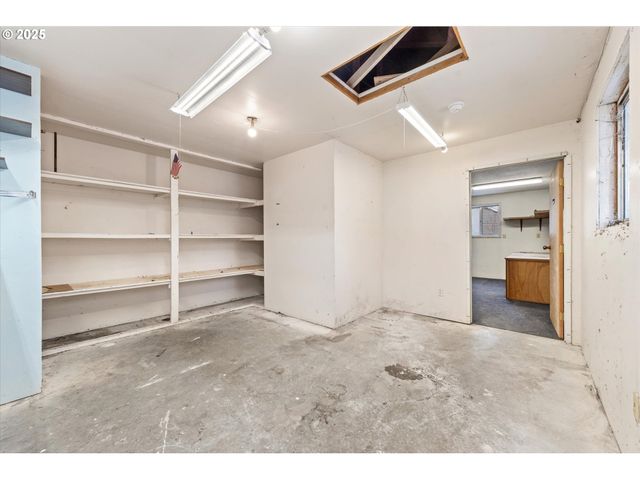 1029 WALNUT St, Baker City, OR 97814