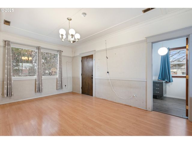 1029 WALNUT St, Baker City, OR 97814