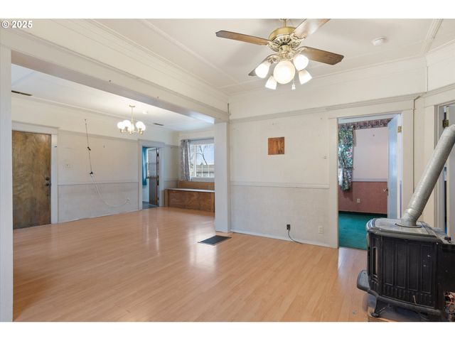 1029 WALNUT St, Baker City, OR 97814