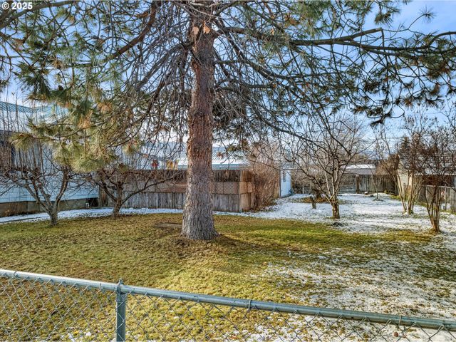 1029 WALNUT St, Baker City, OR 97814