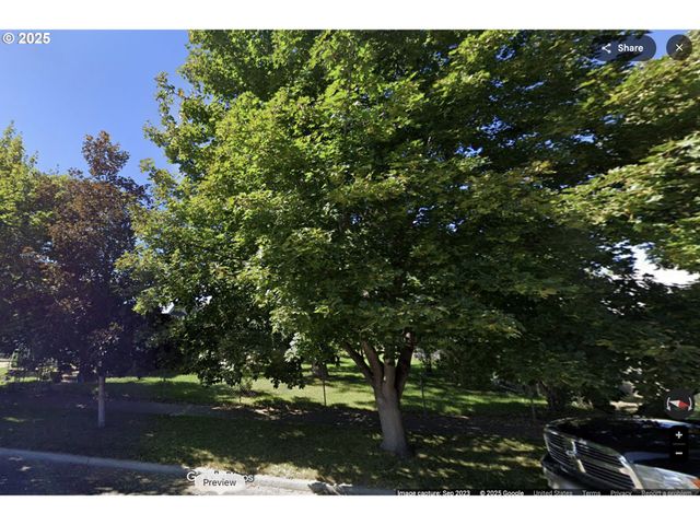 1029 WALNUT St, Baker City, OR 97814