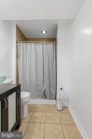 6 SWEET GUM CT, Baltimore, MD 21221