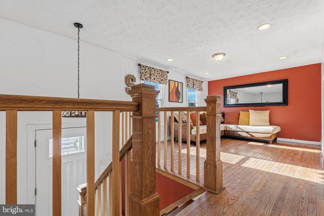 6 SWEET GUM CT, Baltimore, MD 21221