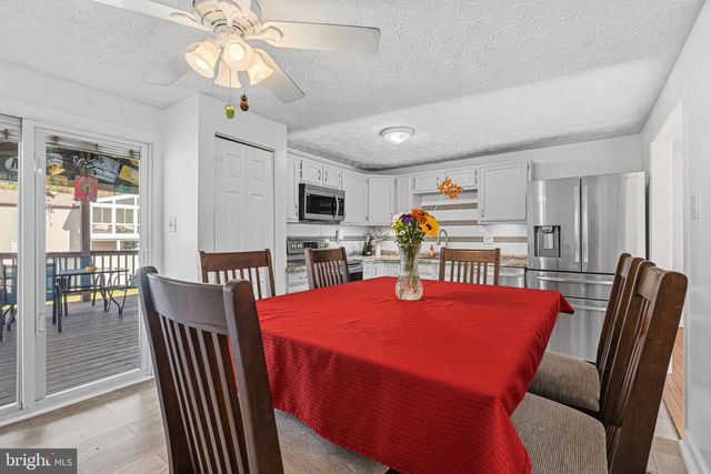 6 SWEET GUM CT, Baltimore, MD 21221