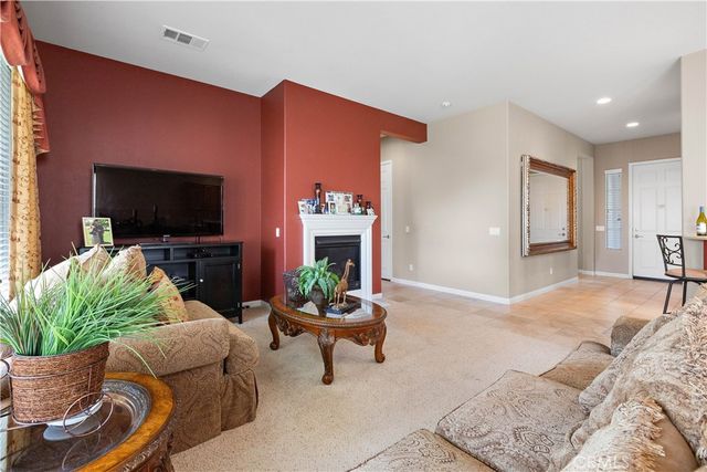 10041 Wilmington Lane, Apple Valley, CA 92308