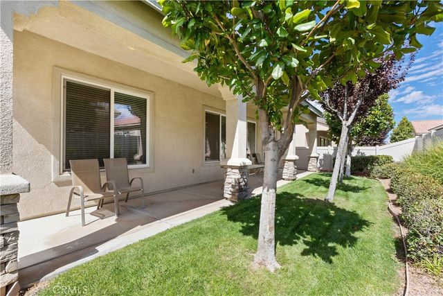 10041 Wilmington Lane, Apple Valley, CA 92308