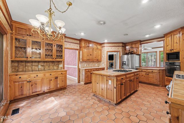 9921 Waterview Road, Raleigh, NC 27615