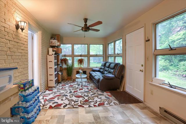 1604 KENT RD, Camp Hill, PA 17011