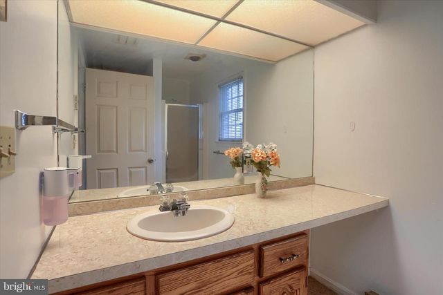 1604 KENT RD, Camp Hill, PA 17011