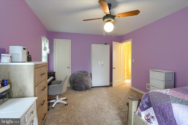 1604 KENT RD, Camp Hill, PA 17011