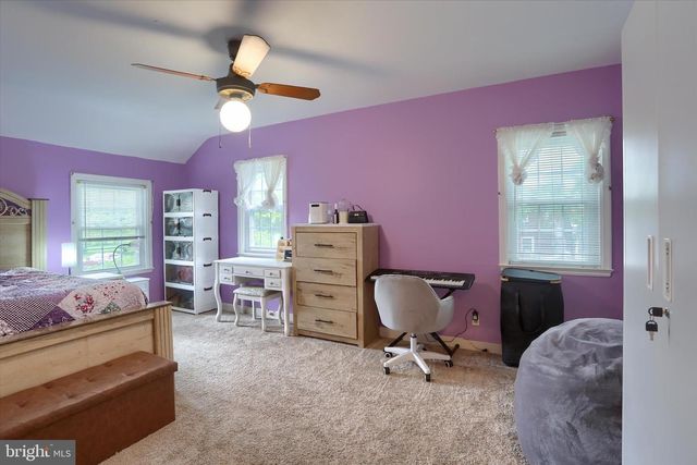 1604 KENT RD, Camp Hill, PA 17011