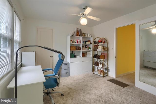1604 KENT RD, Camp Hill, PA 17011